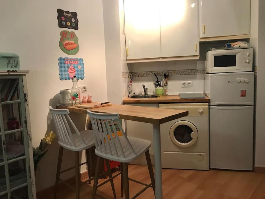 Apartamento En La Carihuela Torremolinos Eksteriør billede